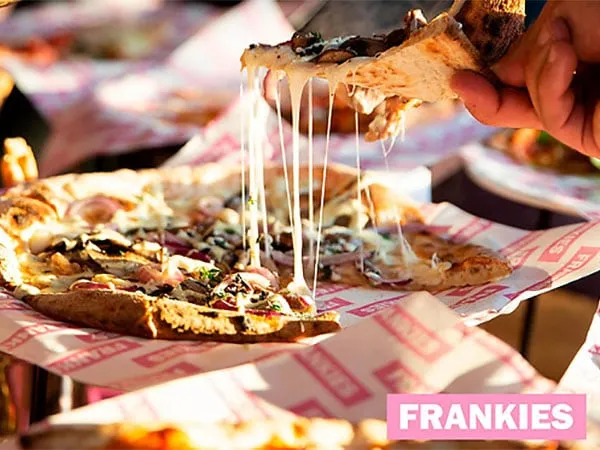 Feast på Frankies Pizza
